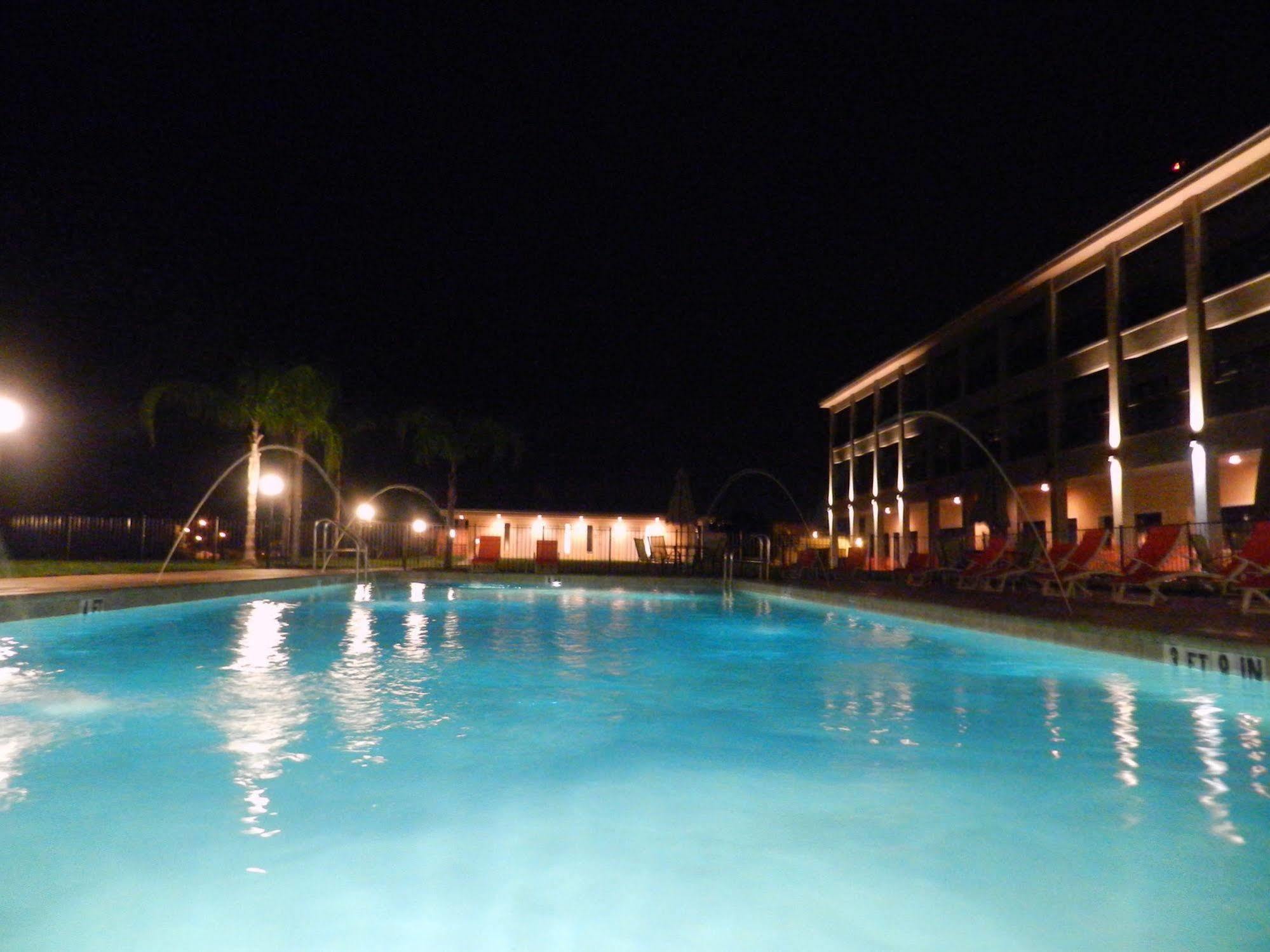Key West Resort - Lake Dora Tavares Exterior photo
